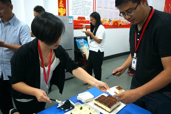 15375181798880466BD7.jpg DSC05256.JPG